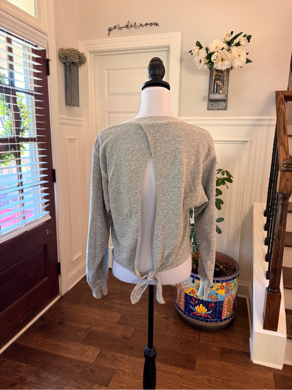 Abercrombie and Fitch NWOT Open-Back Tie-Bottom Sweatshirt